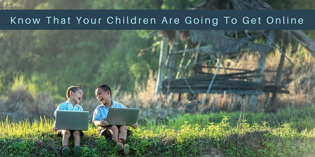 How to Keep Your Kids Safe on the Internet  #onlinesafetykids #onlinesafetychildren