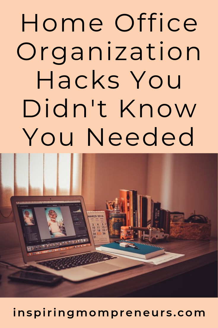 Here are some hacks to get your home office running as smoothly as possible. #HomeOfficeOrganizationHacks