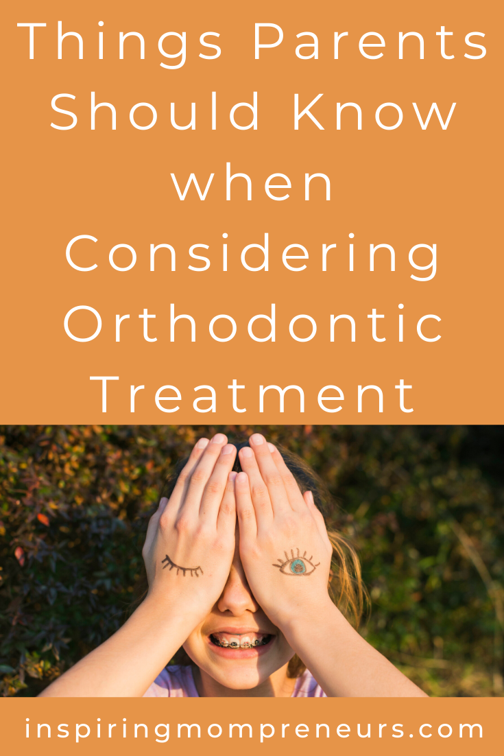 According to experts, every child should have an orthodontic screening by age seven.  Learn more in our parent guide to orthodontic treatment by Helen Bradford.  #ParentGuidetoOrthodonticTreatment #Orthodontics #braces #children #parenting