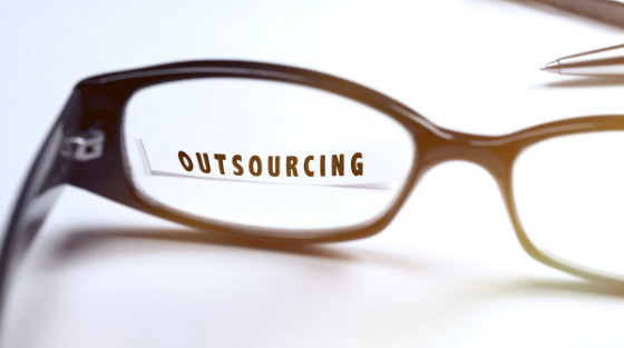 how outsourcing can benefit a business