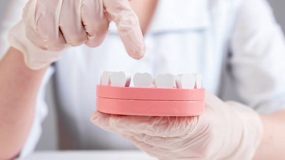 advantages of oral implants