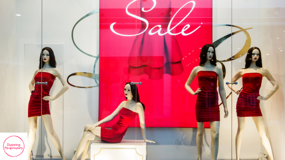 Why Your Window Display Isn’t Turning Heads 2 Window Display _ InspiringMompreneurs.com