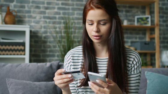 4 Crucial Stages of Mapping The Ecommerce Customer Journey | ecommerce shopping